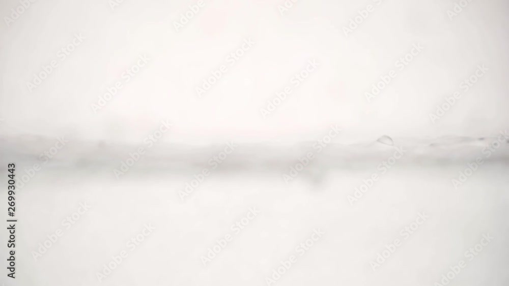 Hand in Wasser, Wasserspritzer