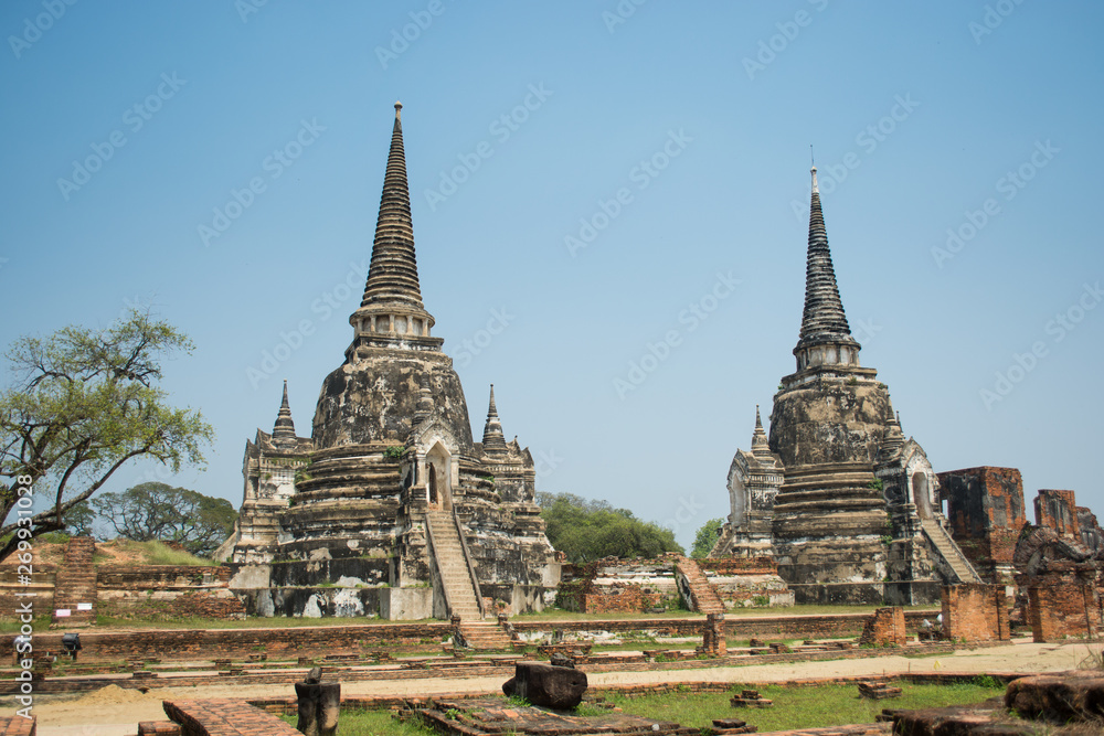 Fototapeta premium Wat phra si sanphet in Ayutthaya historical park, Thailand