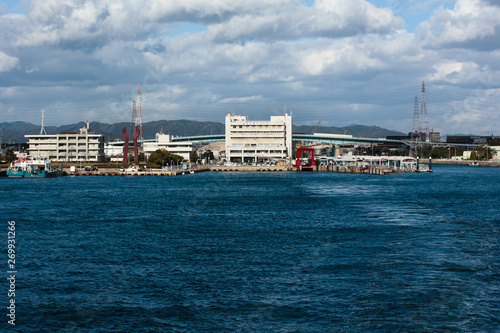 Wallpaper Mural 瀬戸内海の姫路港・日本 Torontodigital.ca
