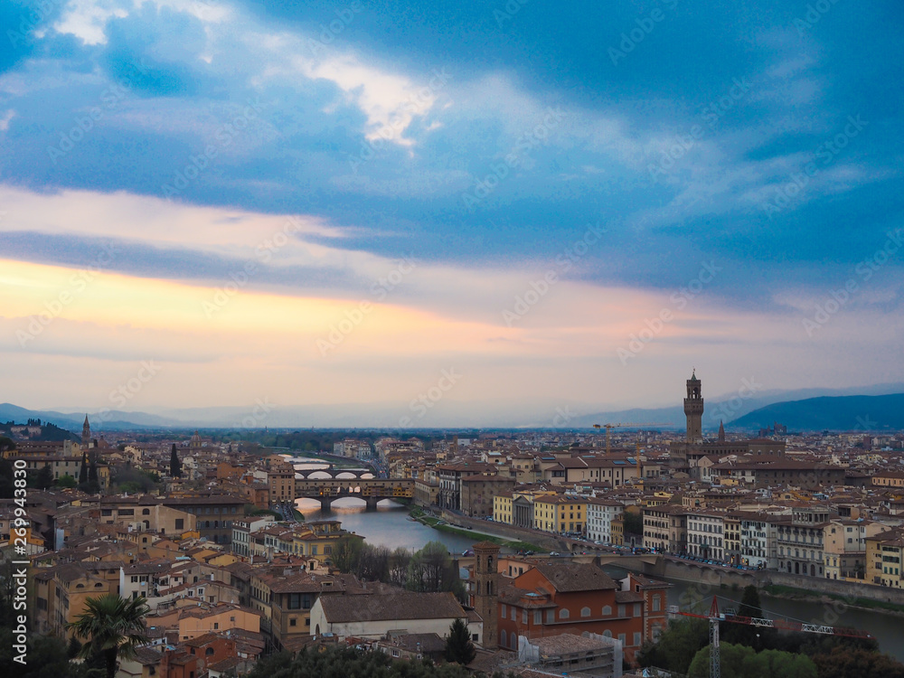 florence a romantic and popular city in Italy