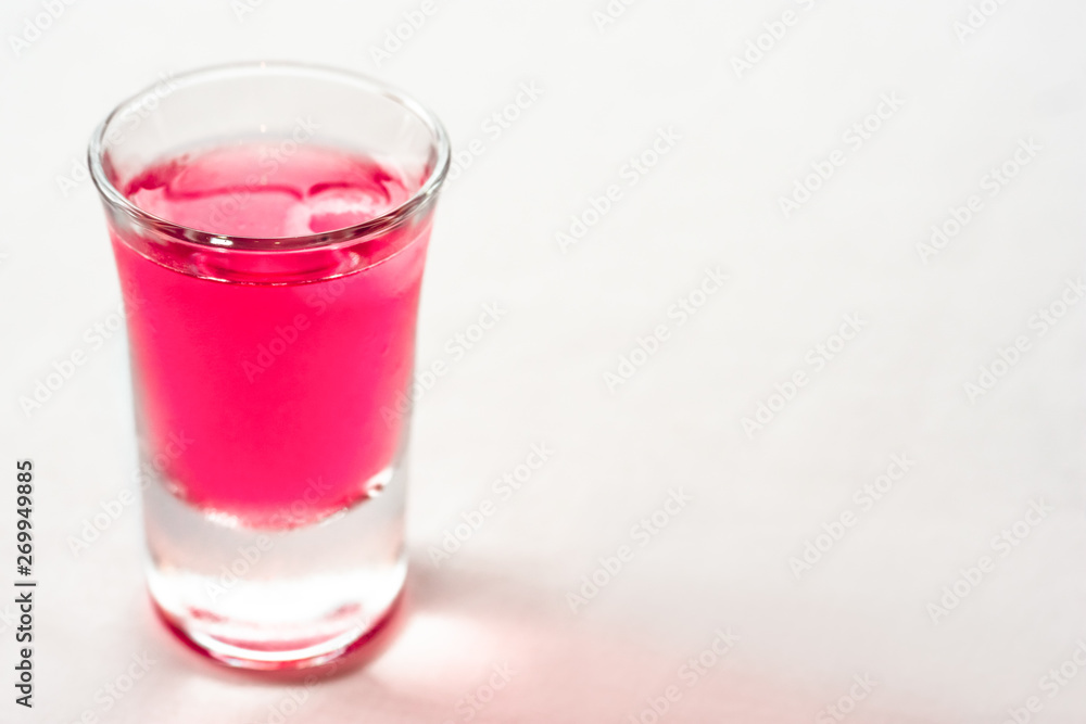 赤紫蘇で作った甘酸っぱいしそジュース 赤紫蘇で作った甘酸っぱいしそジュース