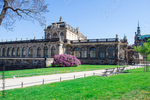 Obraz na płótnie Dresden, Germany - The most famous and beautiful palace complex in Germany Zwinger in the Baroque style is always filled with tourists. w salonie