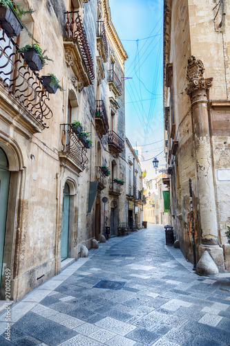 Fototapeta Naklejka Na Ścianę i Meble -  street in Lecce, region Puglia, Italy