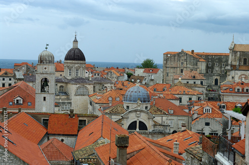 Clochers et toits de la vieille ville de Dubrovnik - 2