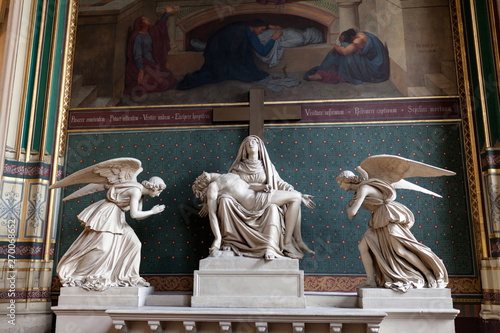 Madonna, grieving for Christ