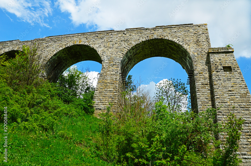 Fototapeta premium Unfinished viaduct