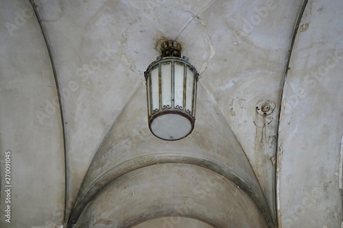 Lampe in der Frankfurter Allee (Berlin) photo