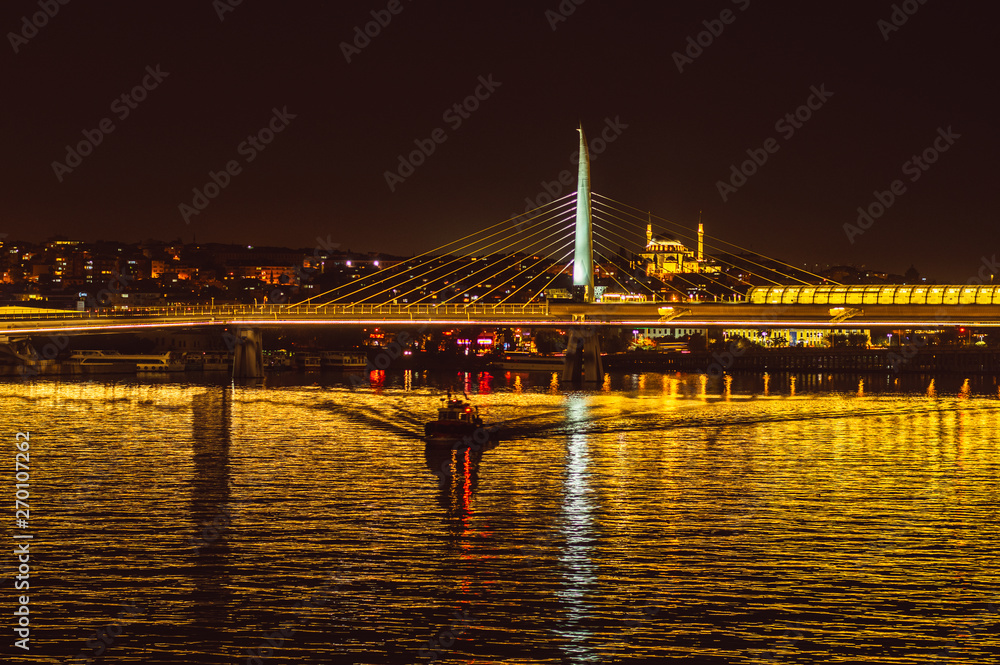 Naklejka premium Night view to Golden Horn bridge, from Galata bridge, Istanbul