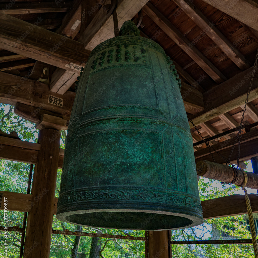 Obraz premium A Japanese temple bell