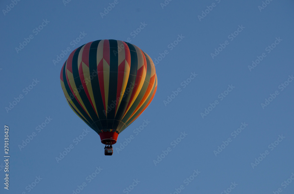 Naklejka premium Ballon na niebie