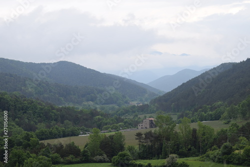 Fototapeta Naklejka Na Ścianę i Meble -  Mountain landscape and detached house.