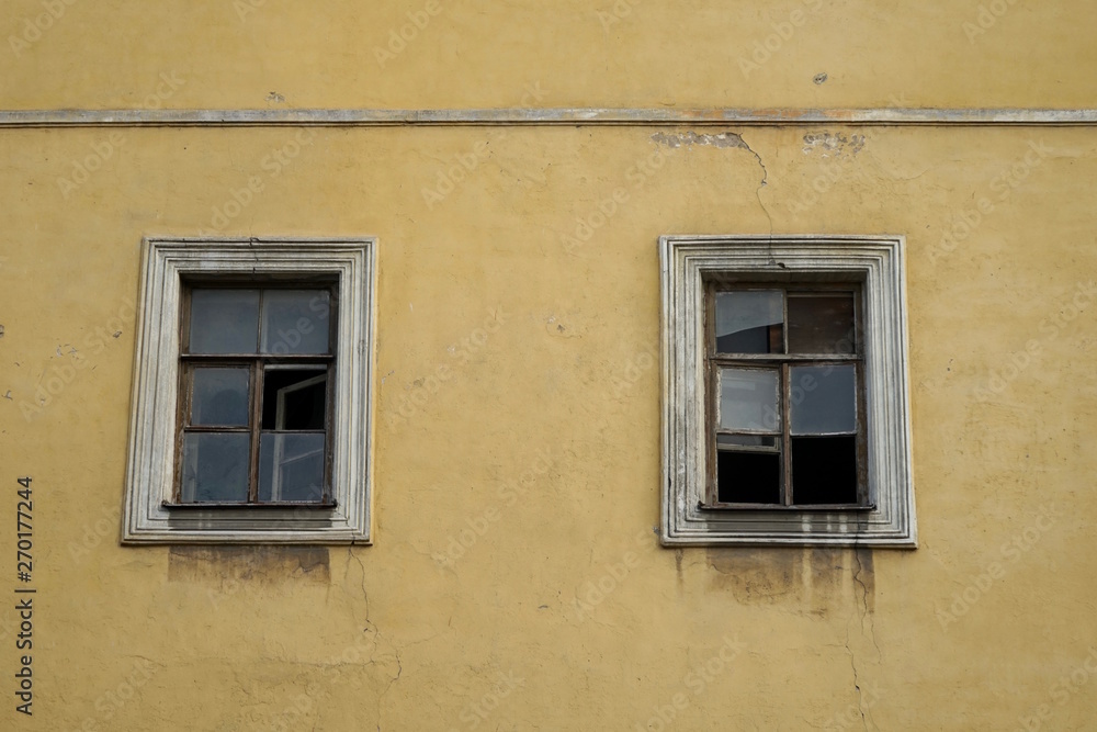Alte Fenster in St. Petersburg