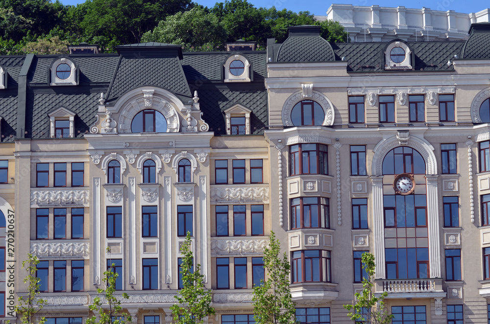 Naklejka premium Historical area early morning at spring. Downtown. Kiev,Ukraine