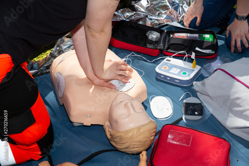 Obraz na płótnie First aid CPR seminar w salonie