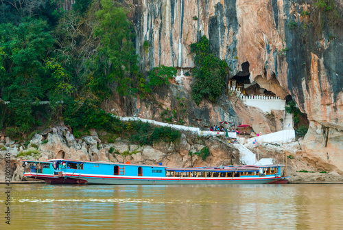 Pak Ou temple, Laos