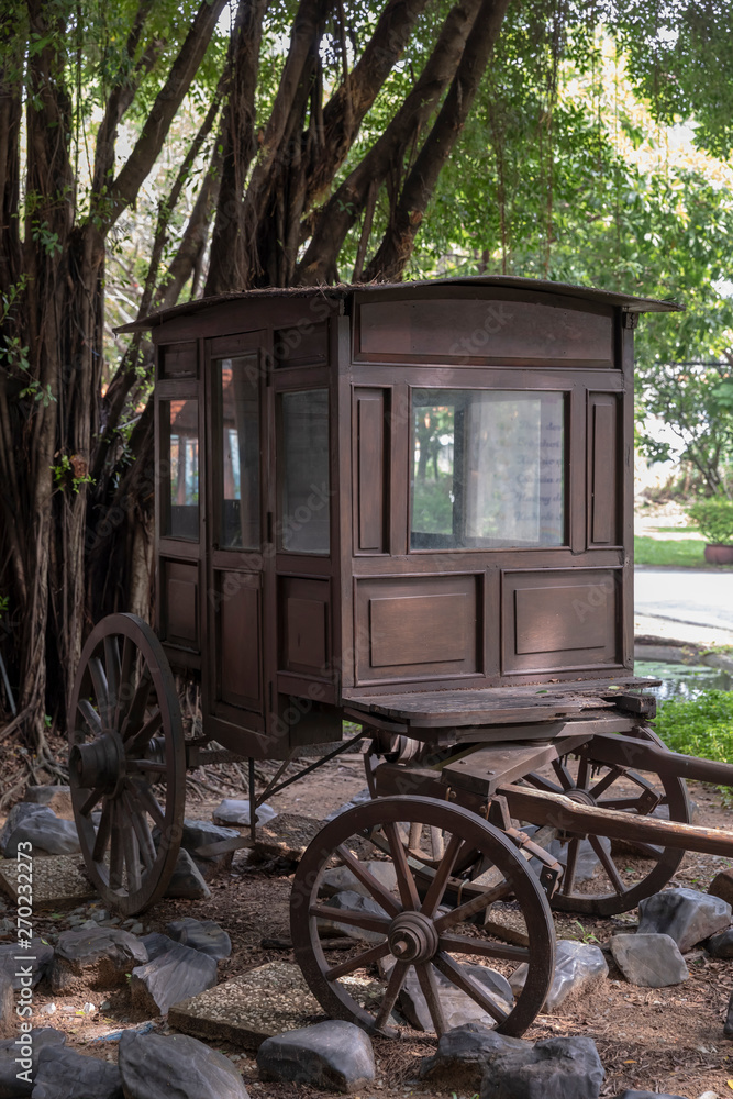 Fototapeta premium Antique Horse Drawn Carriage