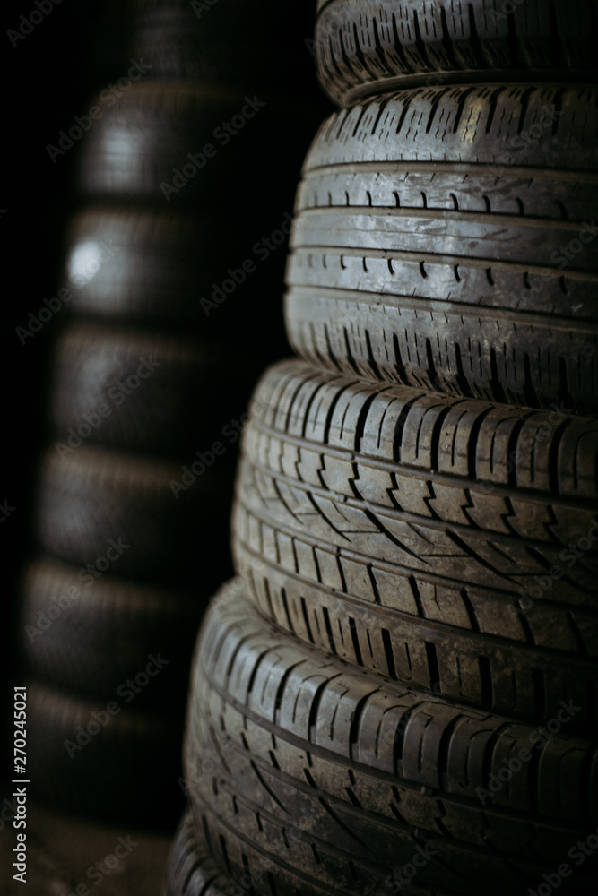 tire column tire column