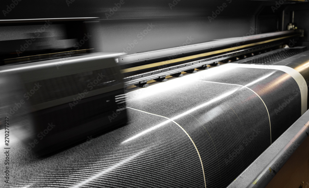 Large format digital printing machine and moving print head Large format digital printing machine and moving print head