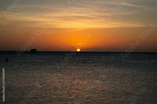 sunset at the sea © Felipe