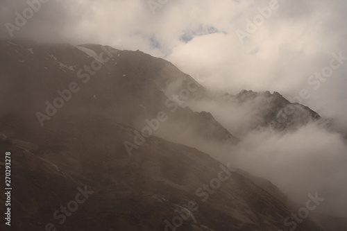 Typical mountain landscape on the Italian dolomites © Massimiliano Alvino