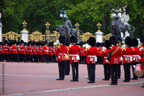 Quadro su tela Royal palace guard's band at queens birthday celebration rehearsal 2019