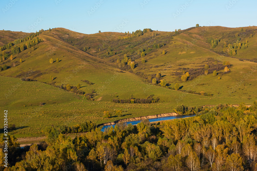 Obraz premium Beauty evening in the mountains in Altay, panoramic picture