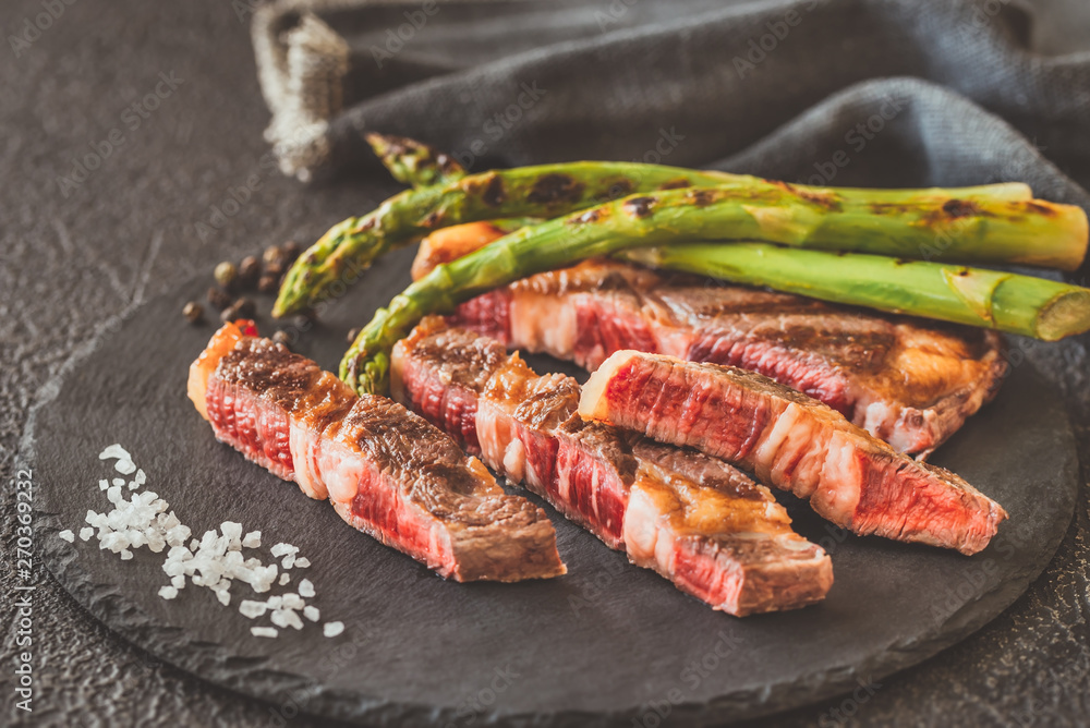 Grilled beef steak with asparagus