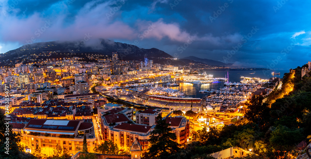 Panorama Monaco by night 