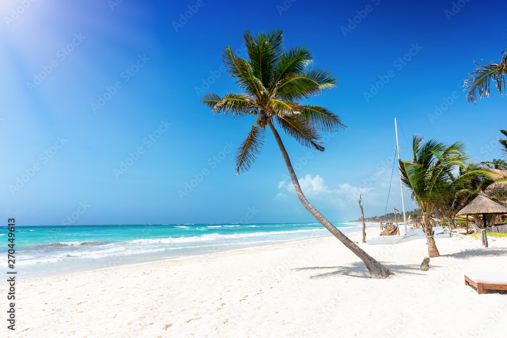 Ruhevoller Strand - Mexiko