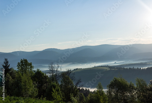 Sunrise in the mountains. Carpathians © Василий Комарницкий