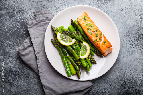 Grilled salmon with green asparagus