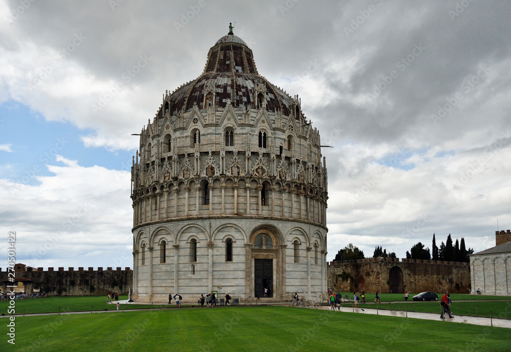 PISA, ITALY: World famous Square of Miracles (Piazza dei Miracoli) or Pisa Cathedral Square (Piazza del Duomo) with famous Leaning Tower, Baptistery and Cathedral (Duomo di Pisa).