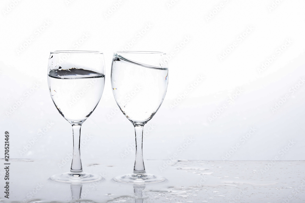 Obraz premium water in wine glass , Water splash