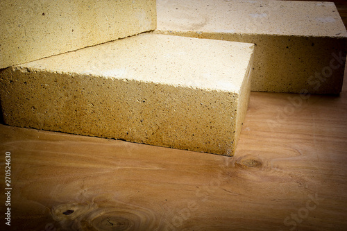 Foto Light brown refractory brick
