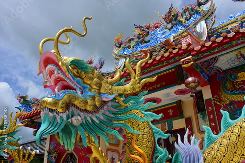 Wallpaper Mural Shrine Statues Dragons Other Respectable Statues Chinese Art Thailand	 Torontodigital.ca