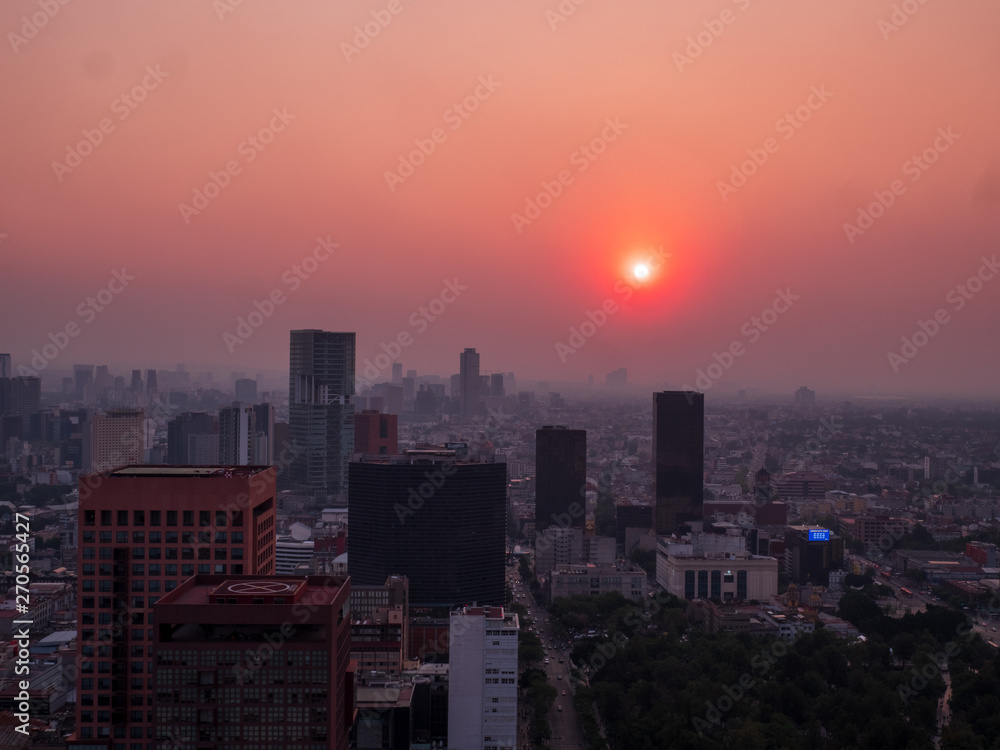 Fototapeta premium View from the Torre Latinoamericana Tower across Mexico City Skyline