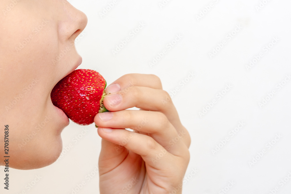 Portrait of yaung woman eating strawberries. Healthy happy smiling woman eating strawberry. Healthy, lifestyle concept. Portrait of yaung woman eating strawberries. Healthy happy smiling woman eating strawberry. Healthy, lifestyle concept.