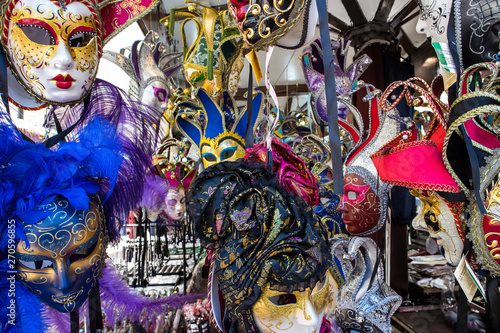  Masks of the Venetian carnival