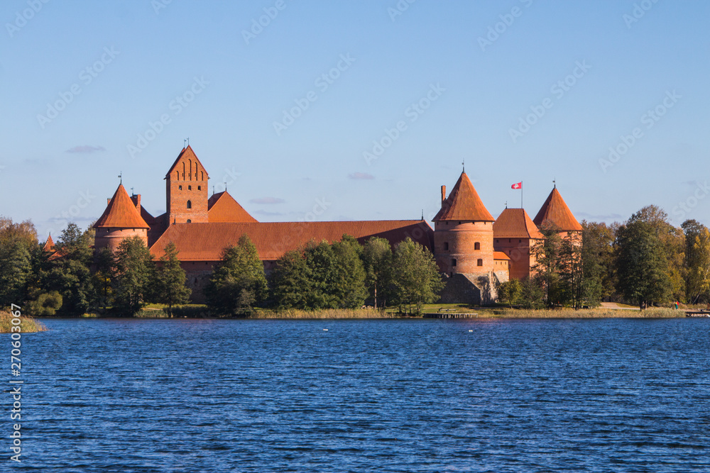 Naklejka premium Trakai Castle on the island in the middle of the lake. Lithuania