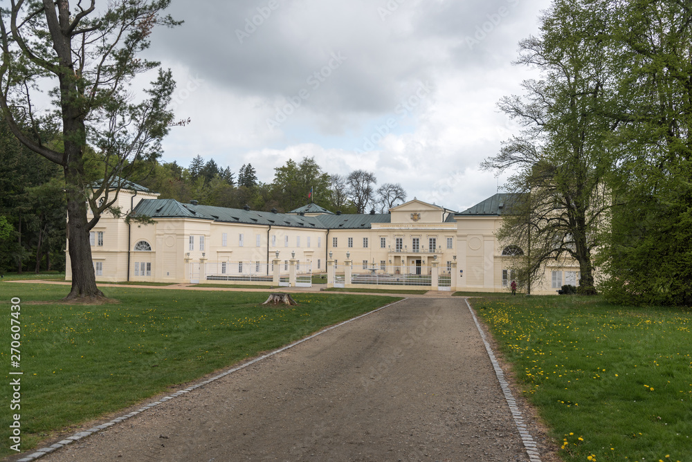 Fototapeta premium Schloss Kynzvart (Königswart) in Tschechien