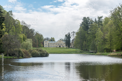 Schloss Kynzvart (Königswart) in Tschechien photo