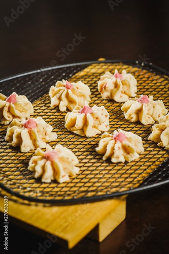 Kuih Semperit is a Malaysian traditional cookie, traditionally served during Hari Raya Aidilfitri to visiting guests. Semperit is made of wheat flour, corn flour, custard powder, sugar and margarine. 