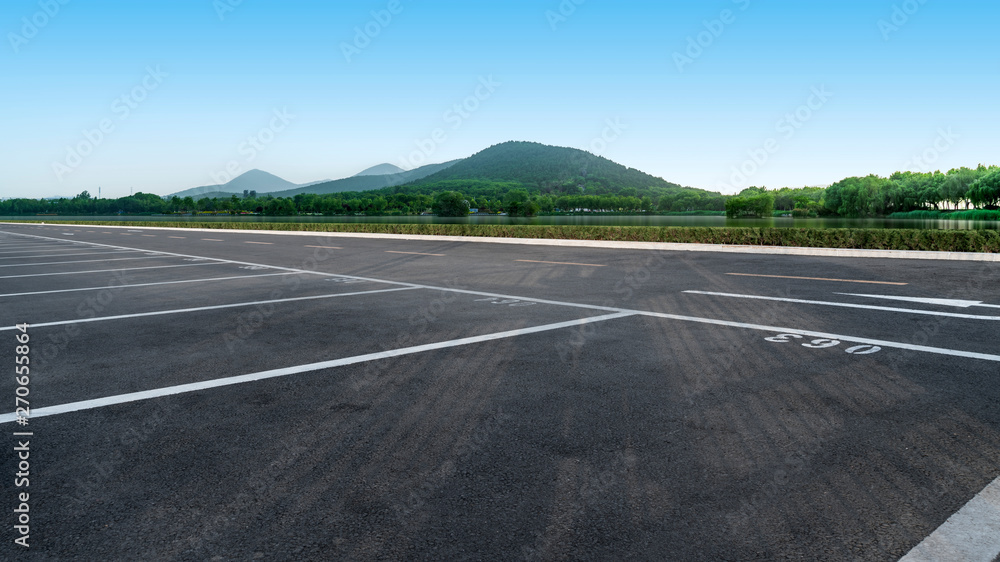 Fototapeta premium Road Pavement and Natural Landscape of Landscape..