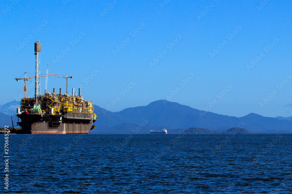 Fototapeta premium Petroleum tanker on the ocean. Honey Island, Brazil.