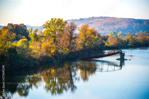 Fototapeta Naklejka Na Ścianę i Meble -  Morning landscape by river