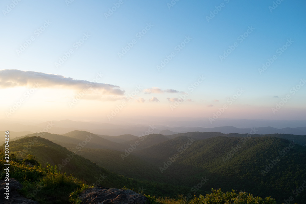 Sun Sets on Applchain Mountain Chain Sun Sets on Applchain Mountain Chain