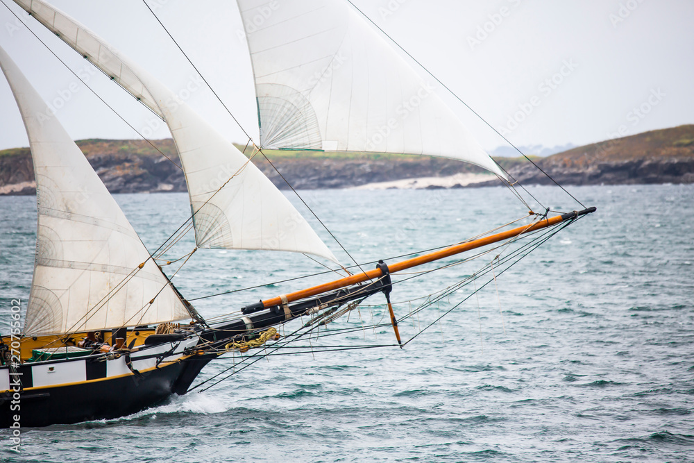 Obraz premium Semaine du Golfe du Morbihan