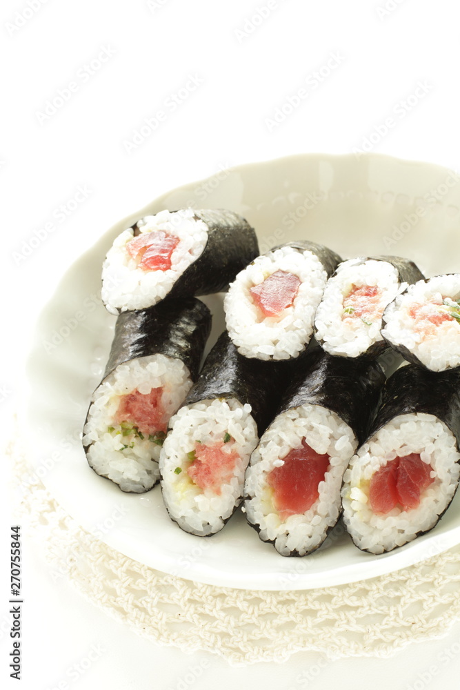 Japanese food, Tuna fish sushi roll Japanese food, Tuna fish sushi roll