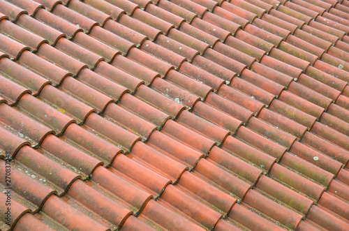 New roof with wet ceramic tiles