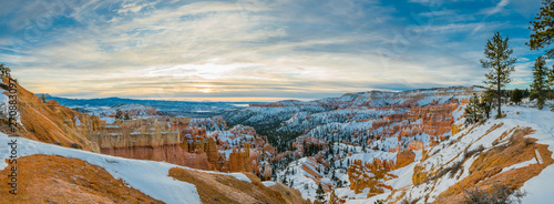 Sunrise at Bryce Canyon